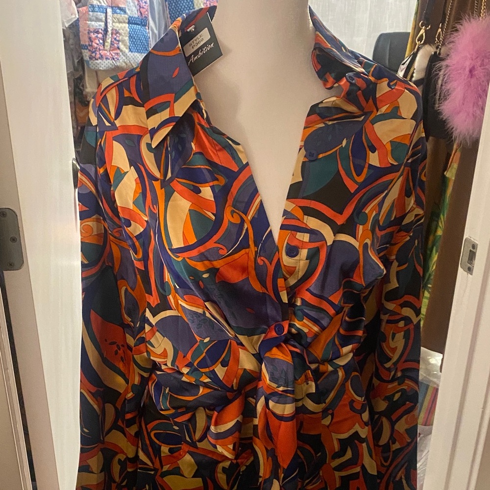 Multicolor Abstract Women's Matching Set NWT โค๏ธ๐ - Picture 3 of 6